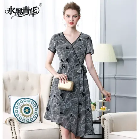 【1件7.9折】夏装新品优雅V领修身系带不规则下摆印花雪纺连衣裙图片