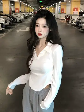 polo领纯欲风短款长袖T恤女装秋季辣妹设计感修身白色打底衫上衣商品大图