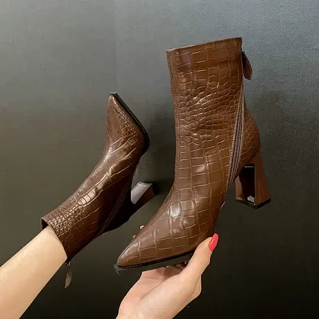 马丁靴女粗跟2024年秋冬季新款尖头百搭短筒靴时尚气质高跟瘦瘦靴商品大图