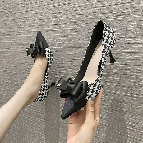 千鸟格高跟鞋女细跟2024年春季新款法式性感少女浅口尖头宴会单鞋图片