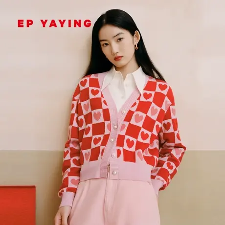 EP雅莹女装 山羊绒棋盘格v领短款针织开衫 2023新款9130A图片