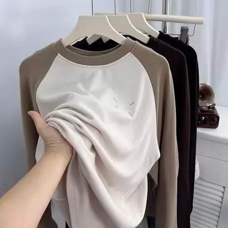 洋气时髦拼色长袖T恤女秋冬德绒加厚打底衫内搭宽松插肩袖上衣潮商品大图