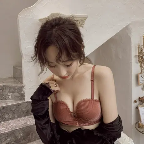 荷韵阁小胸聚拢天鹅绒内衣女柔软无钢圈防滑薄上托收副乳文胸套装商品大图
