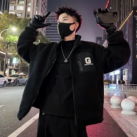 颗粒绒棉服男2023年冬季新款个性贴布口袋刺绣字母冬装羊羔毛外套图片