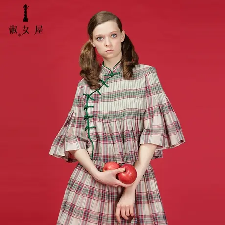 淑女屋官方旗舰店女装商场同款国潮百褶藕粉红绿格上衣图片