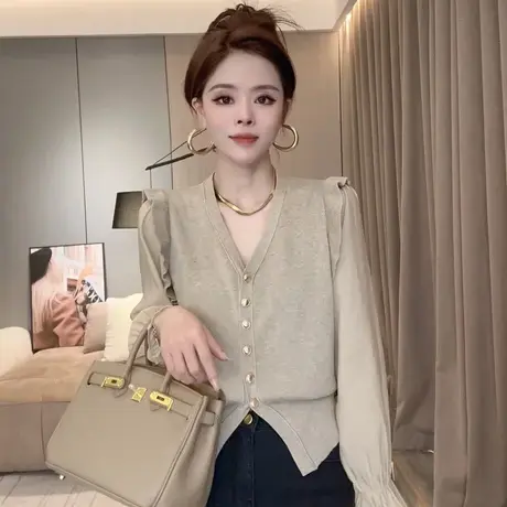 欧货撞色拼接V领木耳边针织小衫女秋假两件小香风单排扣长袖上衣商品大图