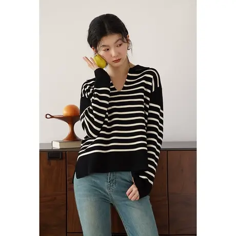 嘉茱莉2023秋季新款V领条纹针织衫女宽松套头针织毛衣薄款上衣商品大图