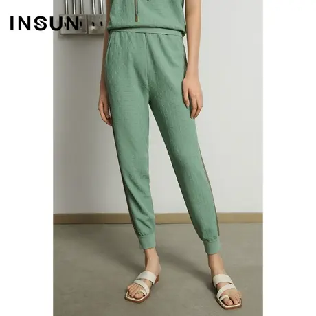 INSUN恩裳奥莱夏季格纹直筒垂感小脚运动针织休闲裤图片