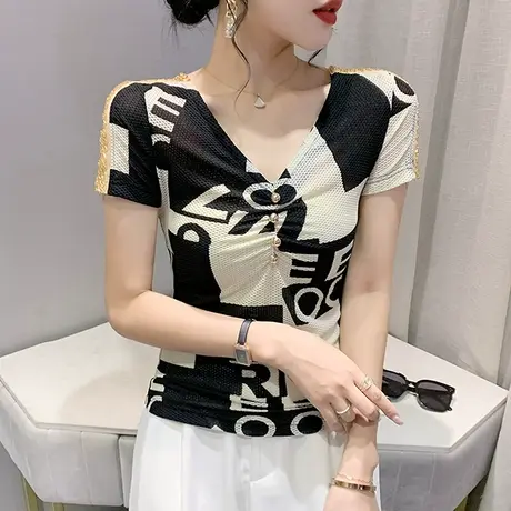 字母印花短袖T恤女时尚洋气网纱小衫性感V领修身上衣设计感夏装潮商品大图