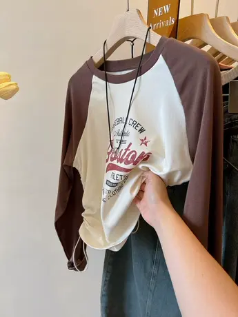 红色英文字母印花双侧抽绳撞色插肩袖小个子短款长袖T恤女卫衣秋商品大图