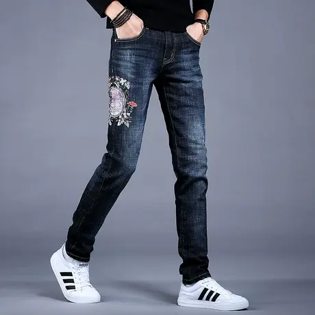 特价2023年新款男士高端蓝色牛仔裤男秋款男款潮牌修身小脚裤子男图片