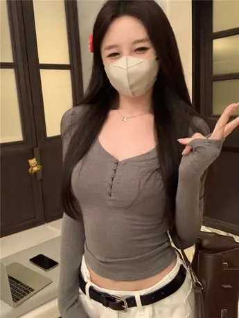 纯欲粉色长袖T恤女秋季辣妹修身显瘦打底衫短款百搭上衣商品大图