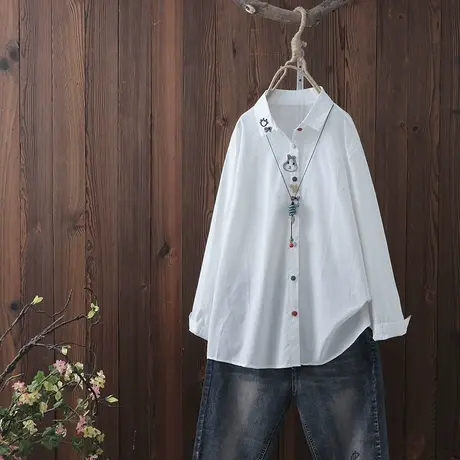 白色长袖翻领衬衫女装文艺范刺绣宽松翻领打底衫上衣春秋新品衬衣图片