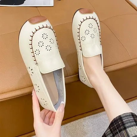 妈妈凉鞋女夏镂空鞋子平底单鞋软底洞洞鞋软皮舒适皮鞋中老年女鞋图片