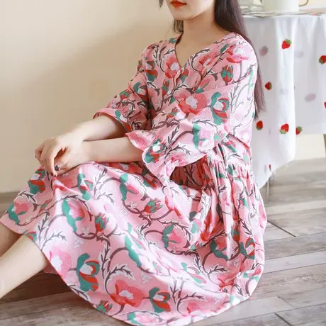 胖妹妹春季仙女棉质花花连衣裙 加大码V领五分袖宽松长裙200斤女商品大图