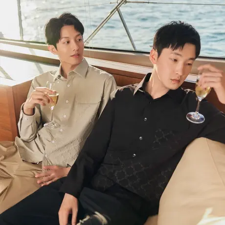 【LOGO老花发泡印】卡宾男装 速干四面弹衬衫2024春新款宽松上衣图片