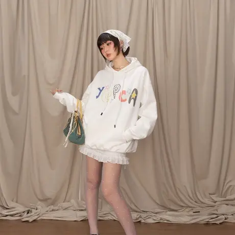 YEP复古白色印花连帽卫衣女早秋新款套头外套宽松美式潮牌连帽衫图片