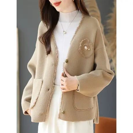宝诗黎V领钉珠仿毛呢外套2024早春新款针织毛绒上衣时尚洋气女装商品大图