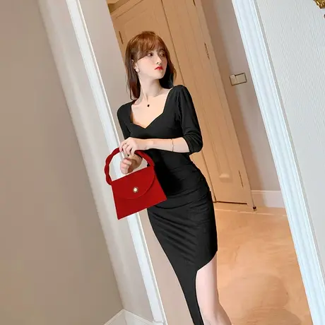 赫本风方领小黑裙礼服女独特名媛轻奢修身不规则别致设计感连衣裙商品大图