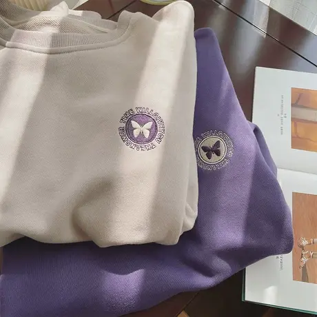 春秋新款oversize圆领卫衣女薄款2023年宽松休闲蝴蝶刺绣上衣服潮商品大图