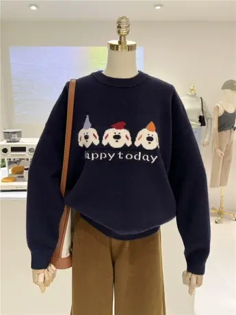 韩版软糯卡通洋气小熊提花秋冬保暖宽松圆领套头毛衣女上衣针织衫图片