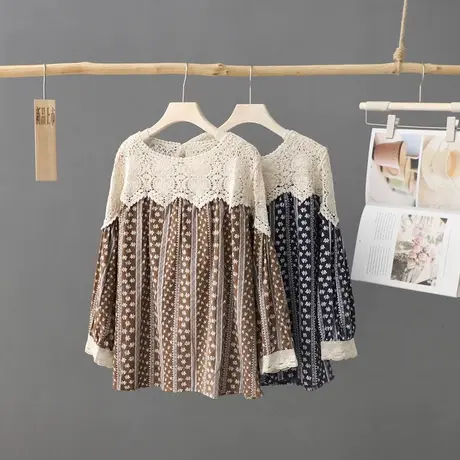 复古文艺长袖镂空印花t恤女春装新品宽松套头蕾丝拼接打底衫上衣图片