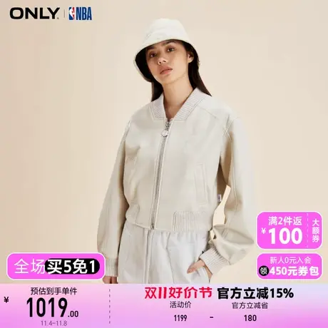 【买5免1】【上新】ONLY奥莱NBA联名款字母直筒PU短款外套女商品大图