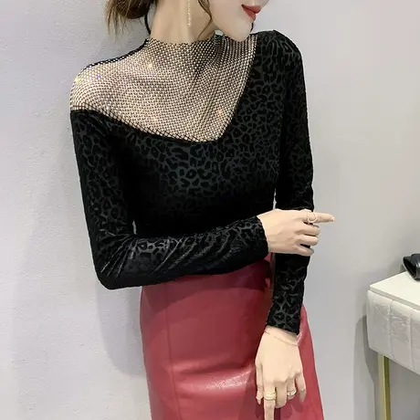 名媛气质女装性感露肩T恤欧货百搭修身上衣洋气豹纹打底衫女长袖图片