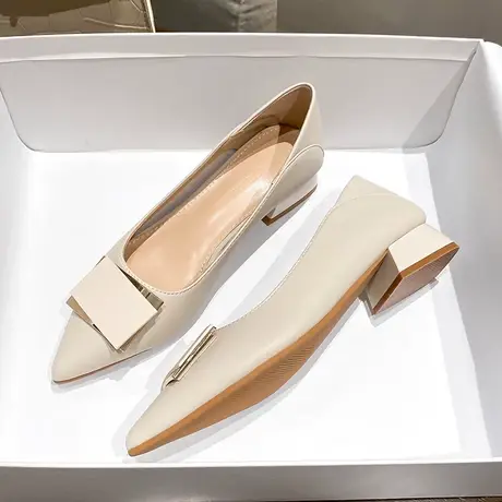 真皮平底尖头浅口单鞋女2023年夏季新款软皮方扣粗跟低跟四季瓢鞋商品大图