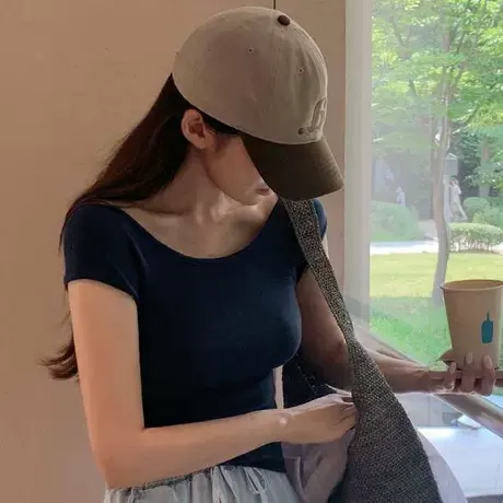 现货~Onoev24夏装新复古淑女百搭圆领修身显瘦短袖T恤女图片