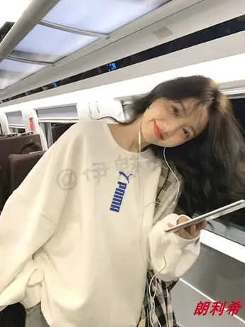 奥特莱斯旗舰店潮牌圆领卫衣男女秋冬季重磅宽松长袖情侣上衣外套图片