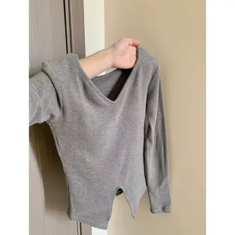 V领正肩长袖T恤女早春修身韩版百搭不规则开叉下摆打底衫上衣潮商品大图