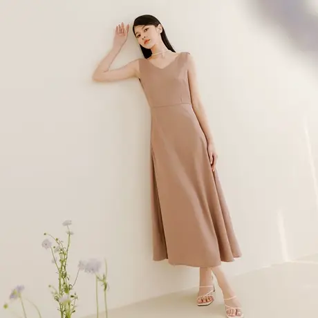 桔熊夏季气质不易皱长裙子女修身无袖露背连衣裙胖妹妹大码DA9331图片