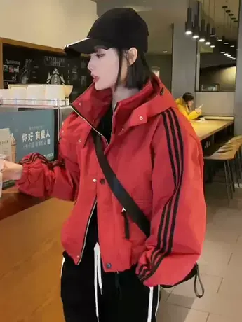 2023秋季新款连帽短外套女欧货复古拼接三道杠条纹宽松休闲夹克潮商品大图