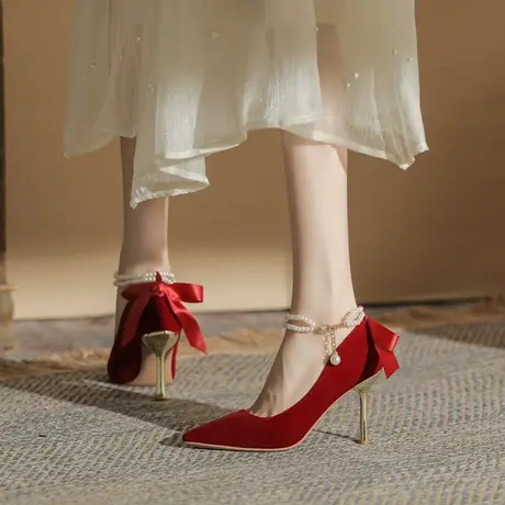红色高跟鞋婚鞋女2023新款性感细跟珍珠一字扣带水钻新娘鞋配裙子商品大图