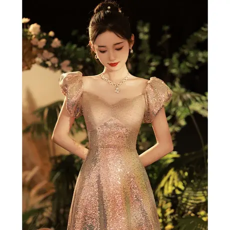 在逃公主敬酒服新娘2023新款秋季高级感一字肩法式订婚连衣裙礼服图片