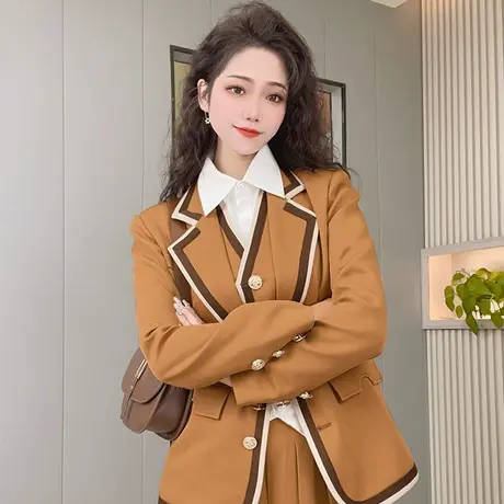 2023早春新款英伦学院风套装高级感西装马甲叠穿高级感冬装三件套图片