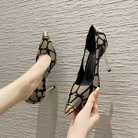 金属尖头高跟鞋女2023秋季新款法式镂空气质名媛尖头浅口中空单鞋图片