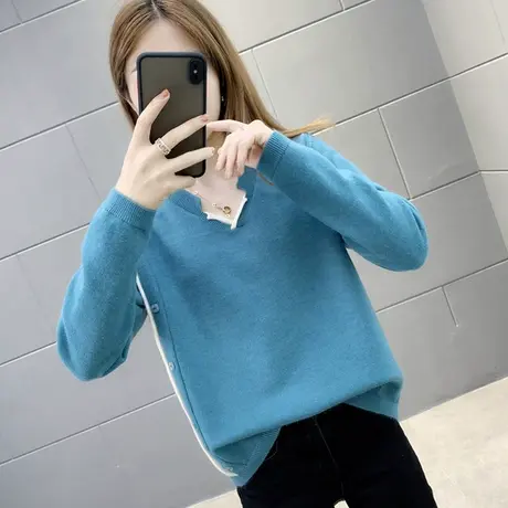 早秋款女士毛衣宽松外穿春装2022年新款爆款v领上衣女针织打底衫图片