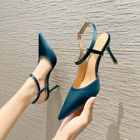 高跟鞋女2024新款计感小众气质尖头细跟一字带中跟镂空单鞋配裙子图片