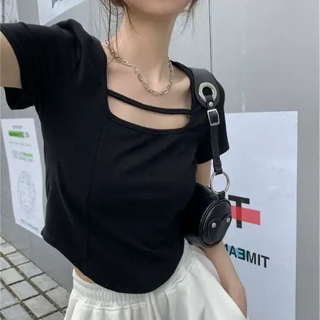 短款黑色T恤女夏别致高腰设计感小众法式锁骨独特短款短袖小上衣图片
