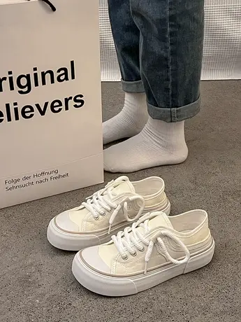 奶呼呼丑萌宽头厚底帆布鞋女2023新款小众原创芒果头配裙子小白鞋商品大图