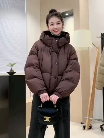 时尚宽松连帽轻盈羽绒服2023冬新款韩版显瘦百搭保暖加厚上衣外套图片