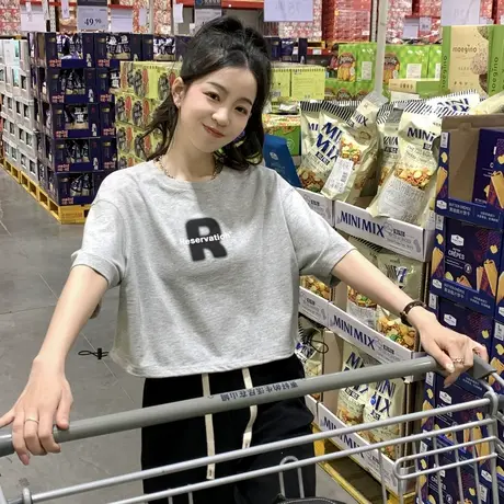 唐狮收腰短款港味chic上衣小众短袖T恤圆领短袖女T恤衫灰色夏季图片