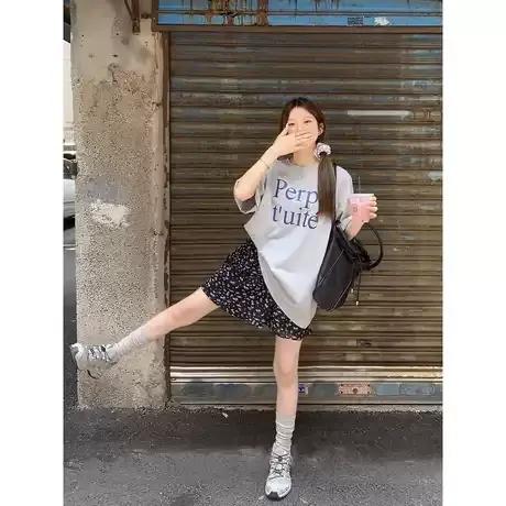 潮流复古美式纯棉短袖女夏季新款印花百搭宽松半袖上衣大版中长款商品大图