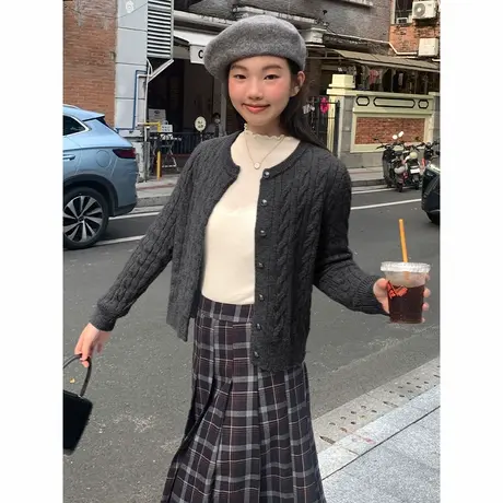 NOW真维斯针织衫女2025新款秋冬季设计感百搭学院风毛衣开衫外套图片