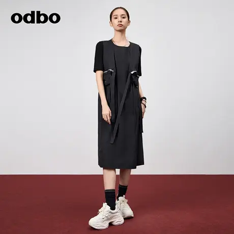 odbo/欧迪比欧时尚休闲百搭压褶拼接衣裙2024新款女夏季中长裙子图片