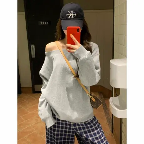 灰色斜领卫衣女秋季2025新款辣妹露肩设计感一字肩上衣慵懒风长袖商品大图