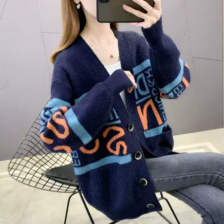 秋冬长袖2025新款女时尚字母加厚针织开衫宽松慵懒风毛衣V领外套商品大图