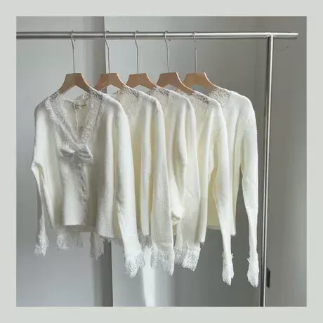 【直播】粉红大布娃娃蕾丝针织打底衫商品大图